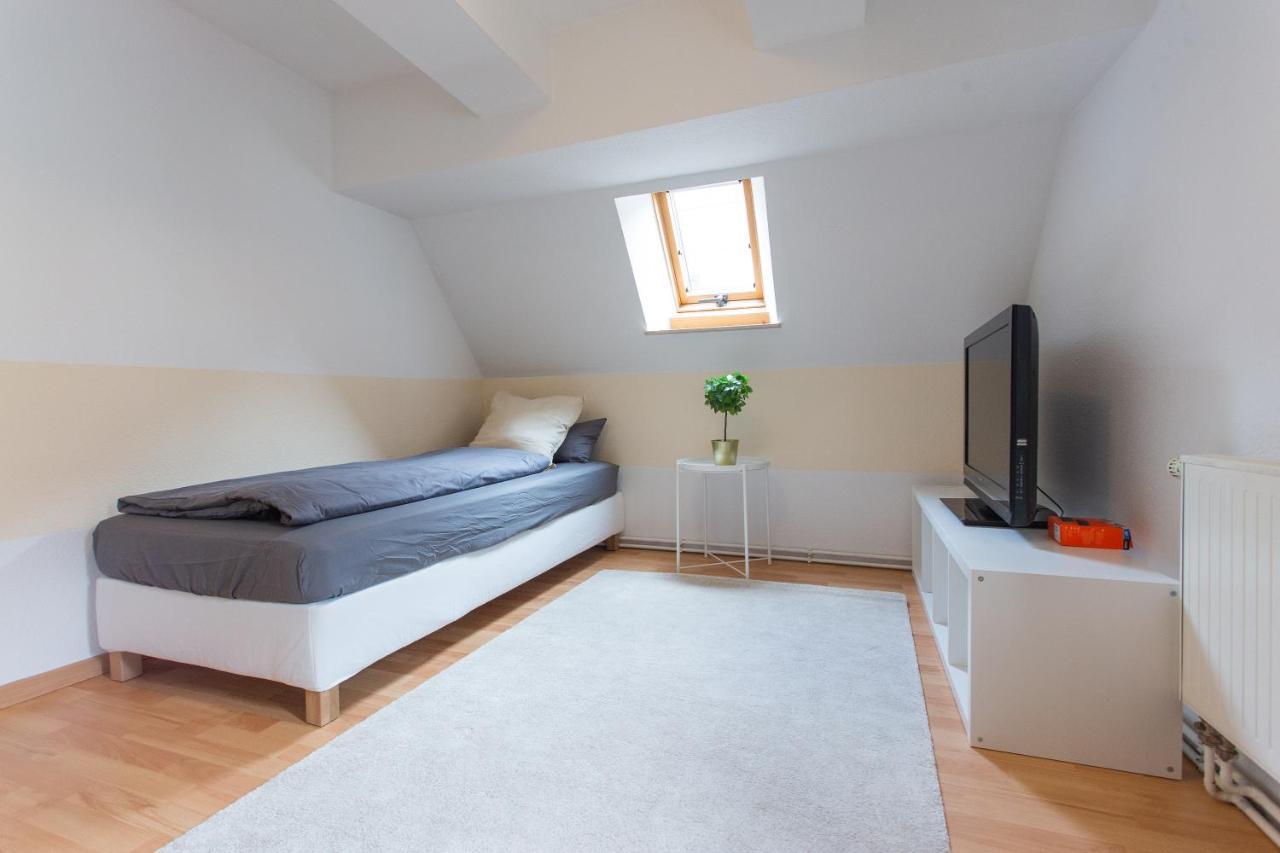Fullhouse - Halle - Ku15 Apartments ภายนอก รูปภาพ